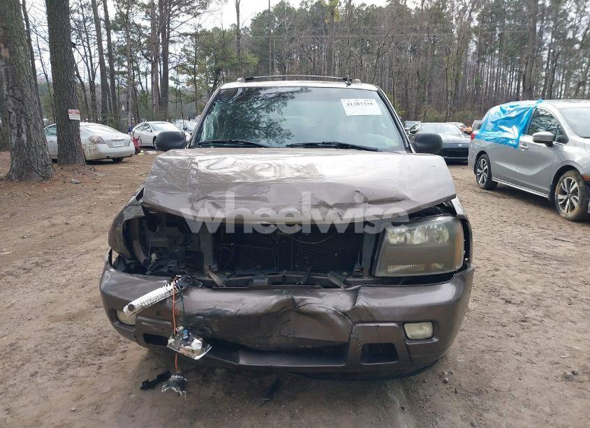 Photo 12 of 2008 Chevrolet Trailblazer LT (VIN 1GNDS13S282224084)