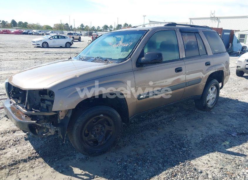 Photo 2 of 2003 Chevrolet Trailblazer LS (VIN 1GNDS13S332161568)