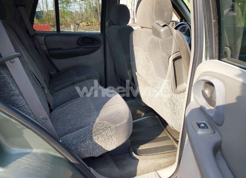 Photo 8 of 2003 Chevrolet Trailblazer LS (VIN 1GNDS13S332242120)