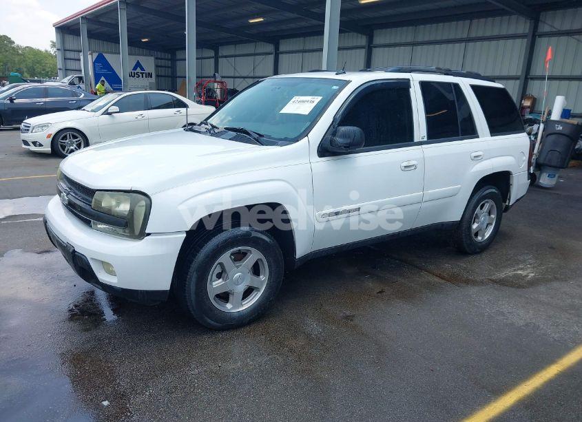 Photo 2 of 2004 Chevrolet Trailblazer LT (VIN 1GNDS13S342131147)