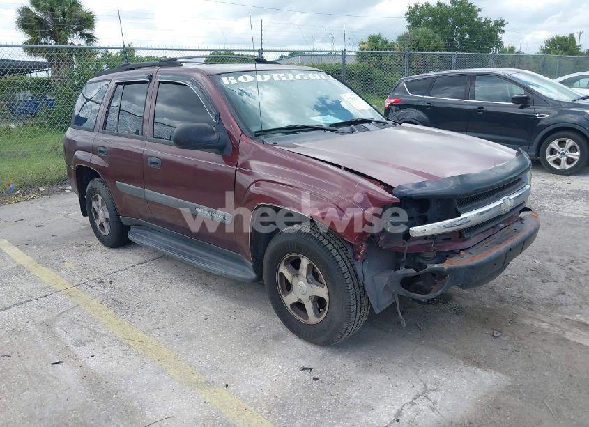 2004 Chevrolet Trailblazer LS (VIN 1GNDS13S342339187) main photo