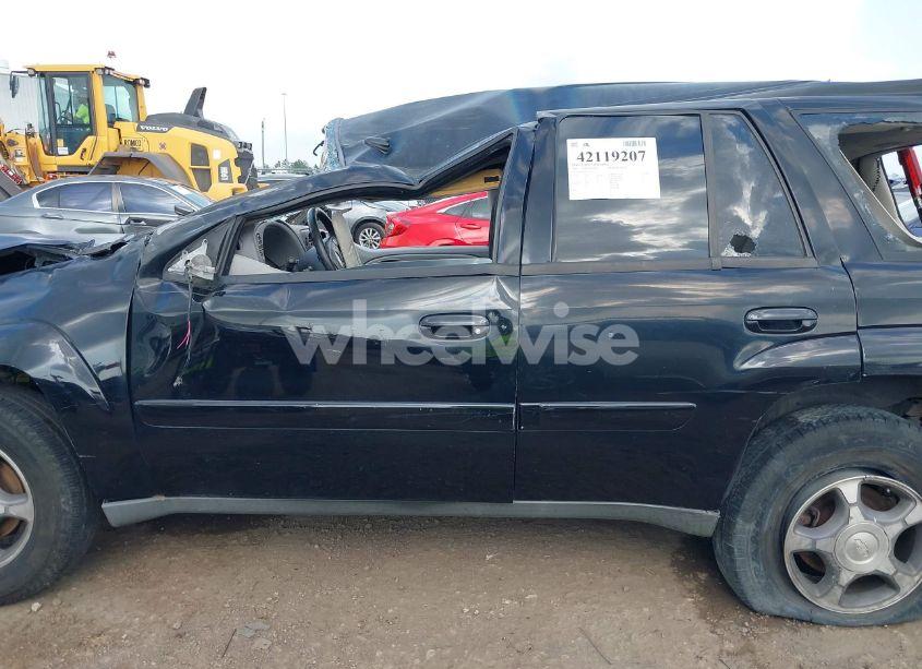 Photo 13 of 2005 Chevrolet Trailblazer LT (VIN 1GNDS13S352134194)