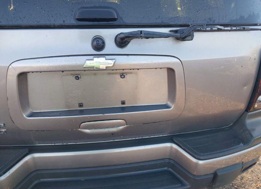 Photo 6 of 2005 Chevrolet Trailblazer LT (VIN 1GNDS13S352352328)