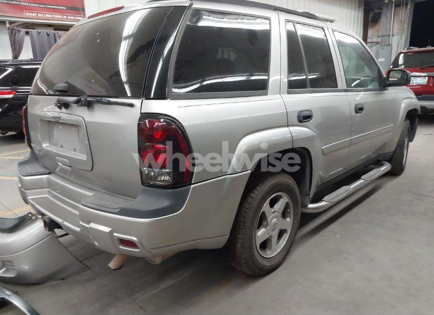 Photo 4 of 2006 Chevrolet Trailblazer LS (VIN 1GNDS13S362135508)