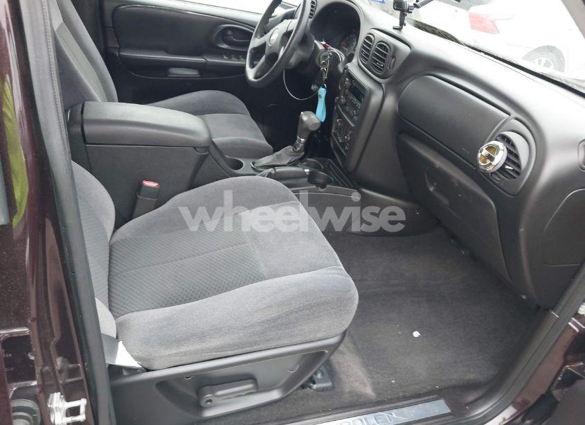 Photo 5 of 2008 Chevrolet Trailblazer LT (VIN 1GNDS13S382262620)