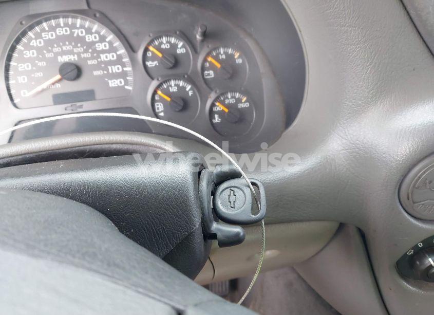 Photo 11 of 2002 Chevrolet Trailblazer LS (VIN 1GNDS13S422222859)