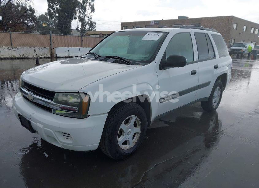 Photo 2 of 2003 Chevrolet Trailblazer (VIN 1GNDS13S432101623)