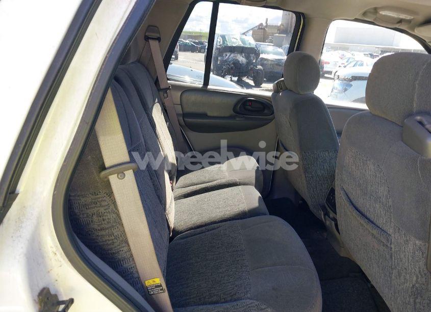 Photo 8 of 2003 Chevrolet Trailblazer (VIN 1GNDS13S432101623)