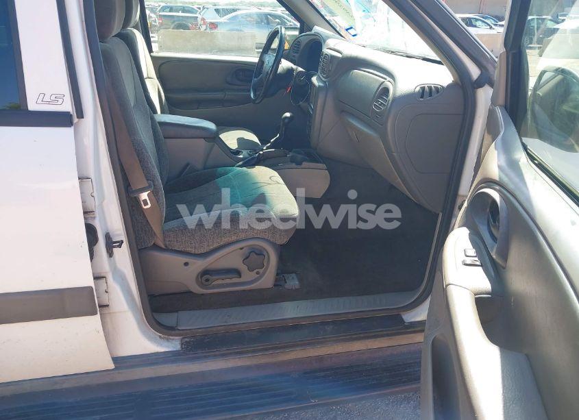 Photo 5 of 2003 Chevrolet Trailblazer LS (VIN 1GNDS13S432344431)