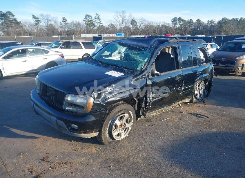 Photo 2 of 2004 Chevrolet Trailblazer LT (VIN 1GNDS13S442103647)