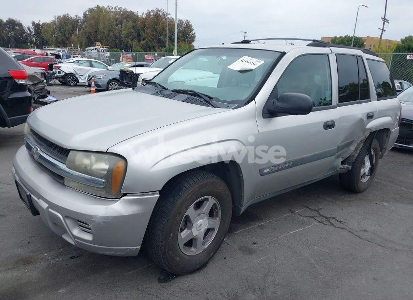 Photo 2 of 2004 Chevrolet Trailblazer LS (VIN 1GNDS13S442220919)