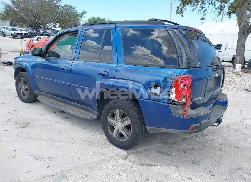 Photo 3 of 2005 Chevrolet Trailblazer LT (VIN 1GNDS13S452100796)
