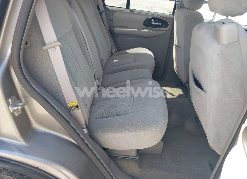 Photo 8 of 2006 Chevrolet Trailblazer LS (VIN 1GNDS13S462196320)