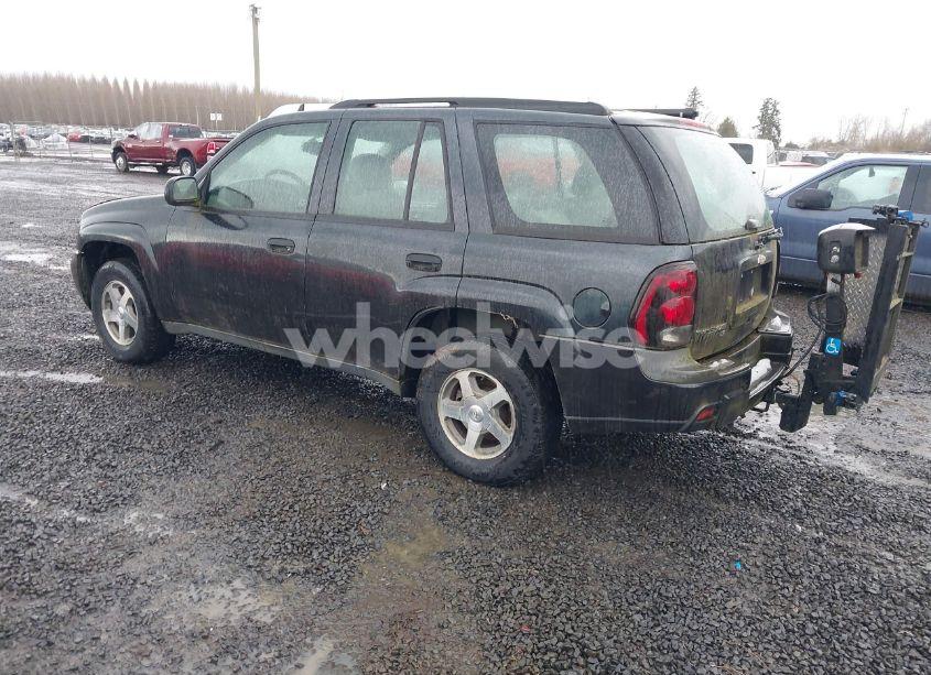 Photo 3 of 2006 Chevrolet Trailblazer LS (VIN 1GNDS13S462312115)