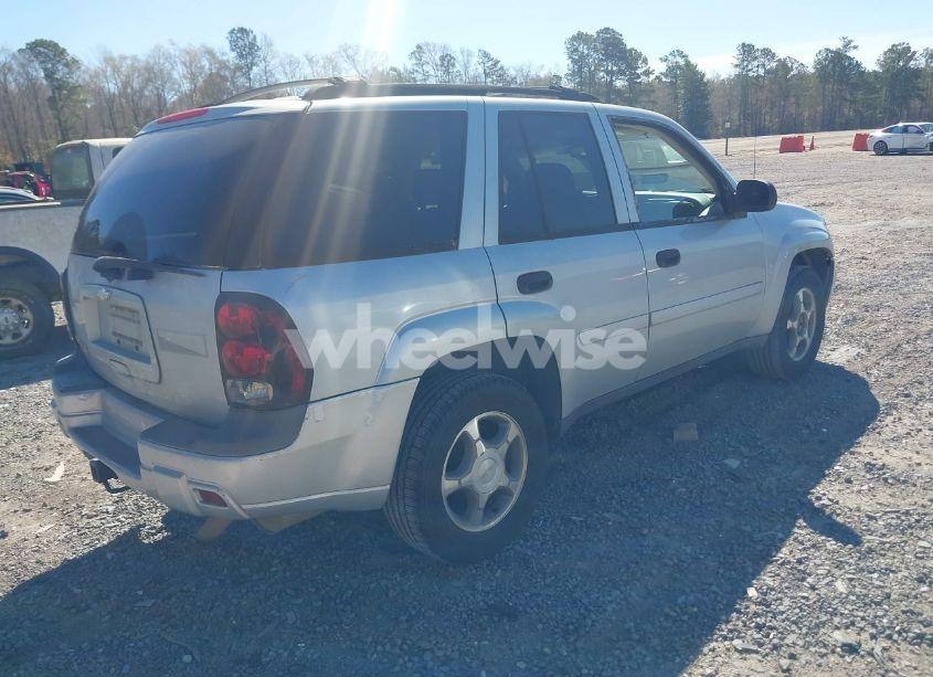 Photo 4 of 2007 Chevrolet Trailblazer LS (VIN 1GNDS13S472204966)