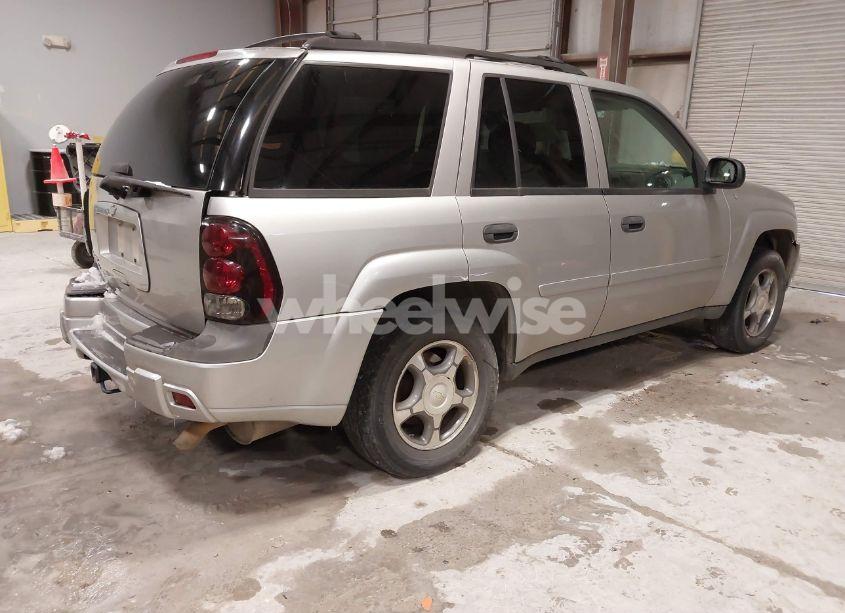 Photo 4 of 2007 Chevrolet Trailblazer LS (VIN 1GNDS13S472214588)