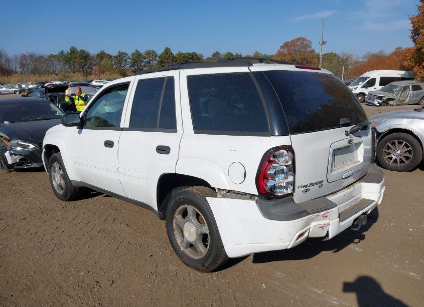 Photo 3 of 2007 Chevrolet Trailblazer LS (VIN 1GNDS13S472260499)