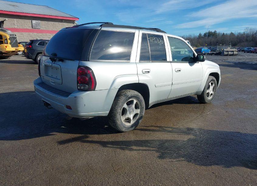 Photo 4 of 2008 Chevrolet Trailblazer LT (VIN 1GNDS13S482193646)