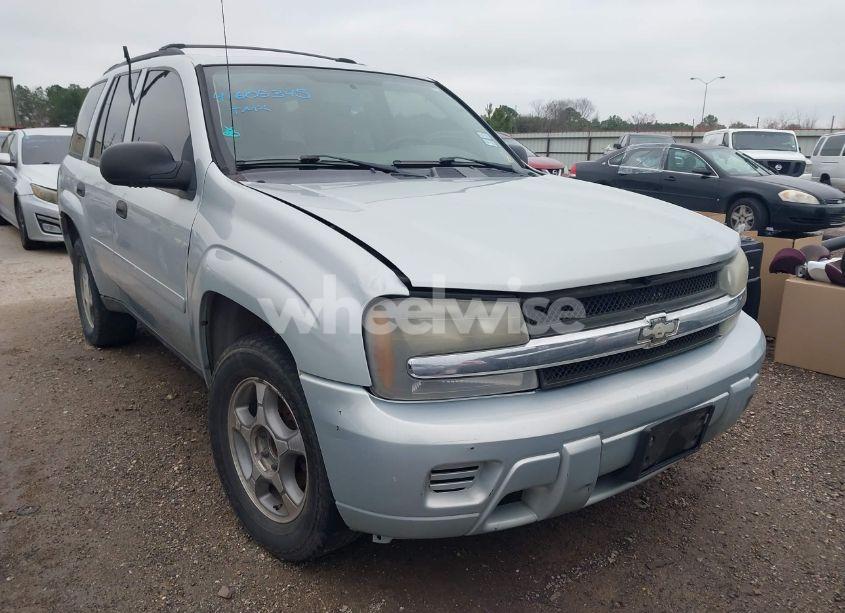 2008 Chevrolet Trailblazer FLEET (VIN 1GNDS13S482215189) main photo