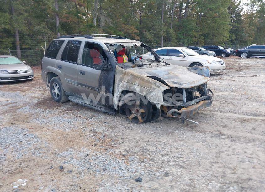 2002 Chevrolet Trailblazer LT (VIN 1GNDS13S522336241) main photo