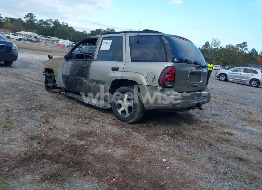 Photo 3 of 2002 Chevrolet Trailblazer LT (VIN 1GNDS13S522336241)