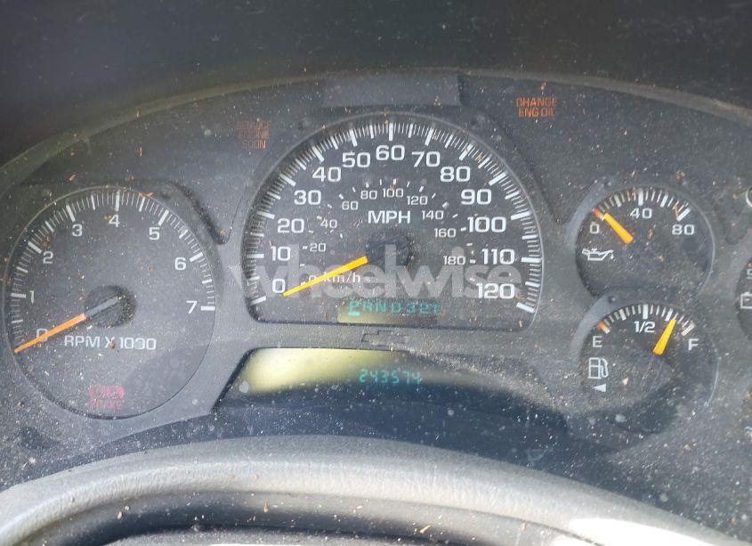 Photo 7 of 2002 Chevrolet Trailblazer LS (VIN 1GNDS13S522398531)