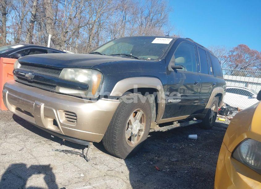 Photo 2 of 2004 Chevrolet Trailblazer LT (VIN 1GNDS13S542313318)