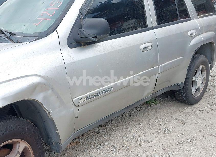 Photo 6 of 2004 Chevrolet Trailblazer LT (VIN 1GNDS13S542336467)