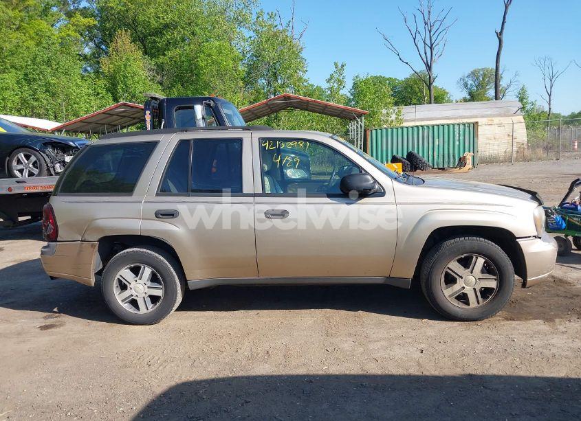 Photo 13 of 2005 Chevrolet Trailblazer LS (VIN 1GNDS13S552112410)