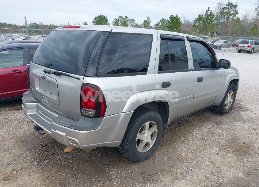 Photo 4 of 2006 Chevrolet Trailblazer LS (VIN 1GNDS13S562141004)