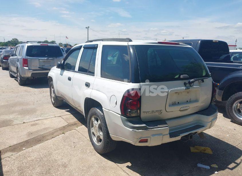Photo 3 of 2007 Chevrolet Trailblazer LS (VIN 1GNDS13S572120963)