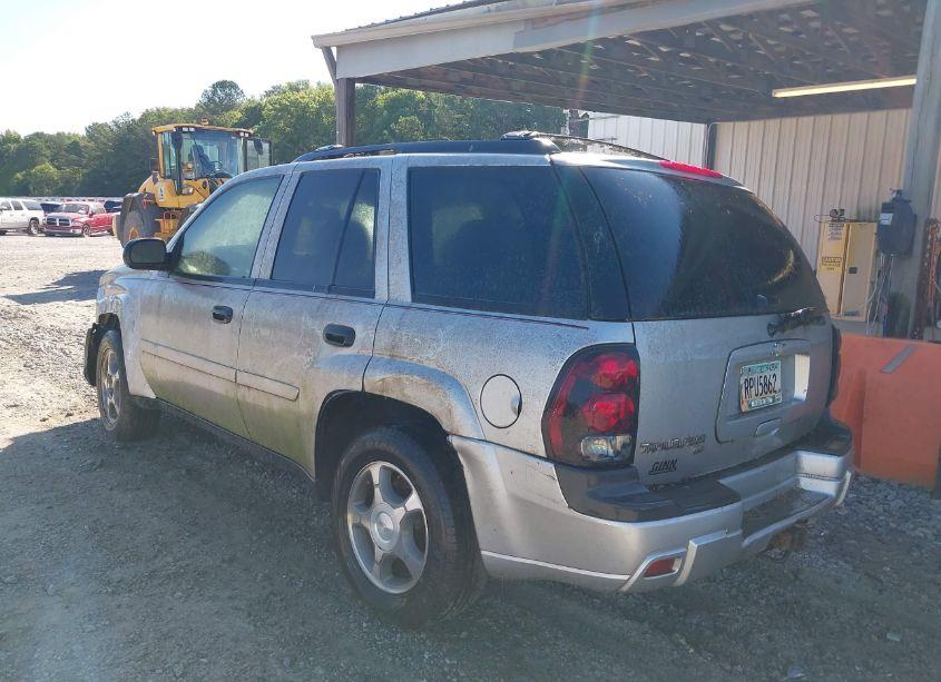 Photo 3 of 2007 Chevrolet Trailblazer LS (VIN 1GNDS13S572206256)