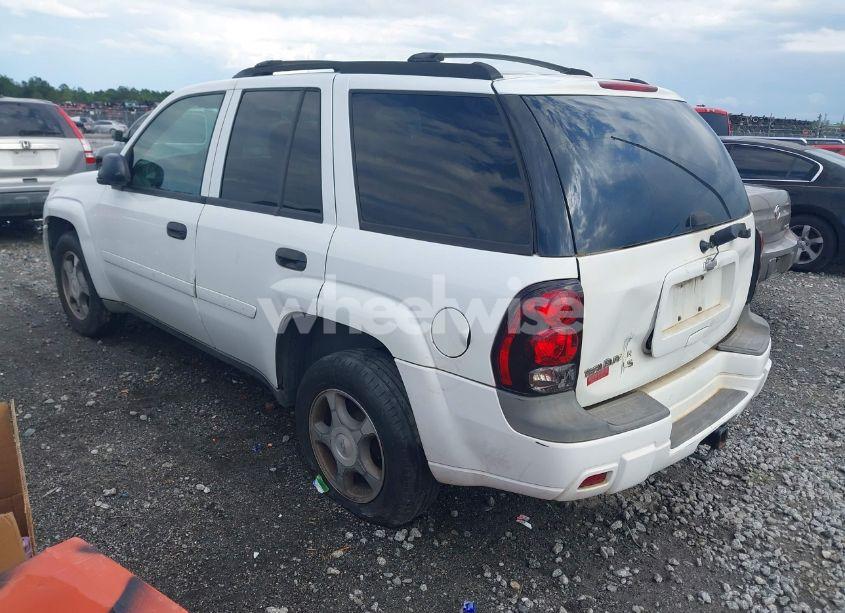 Photo 3 of 2007 Chevrolet Trailblazer LS (VIN 1GNDS13S572213420)