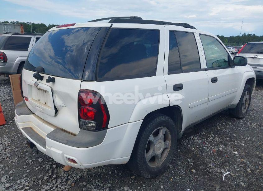 Photo 4 of 2007 Chevrolet Trailblazer LS (VIN 1GNDS13S572213420)