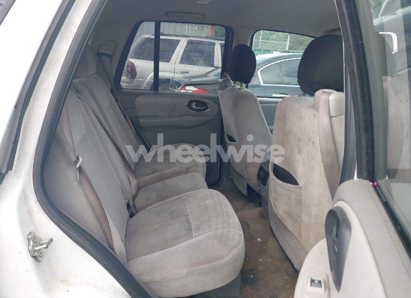 Photo 8 of 2007 Chevrolet Trailblazer LS (VIN 1GNDS13S572213420)