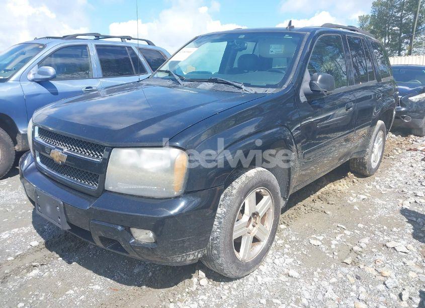 Photo 2 of 2007 Chevrolet Trailblazer LT (VIN 1GNDS13S572274217)