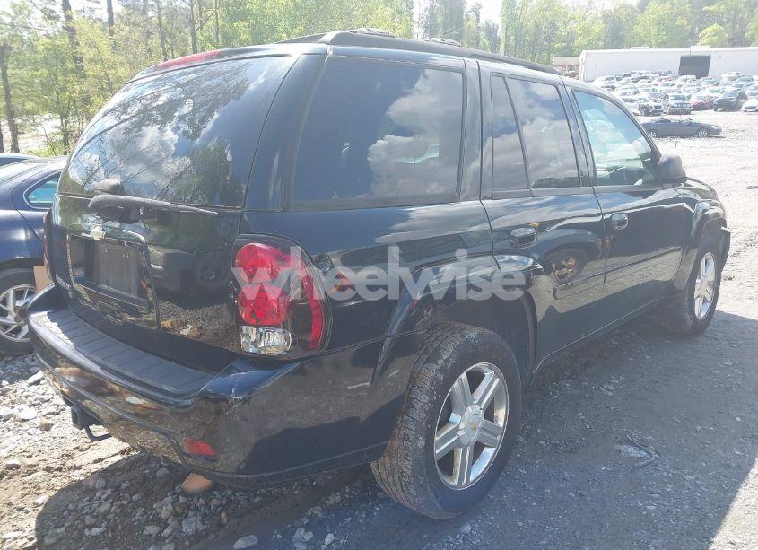 Photo 4 of 2007 Chevrolet Trailblazer LT (VIN 1GNDS13S572274217)