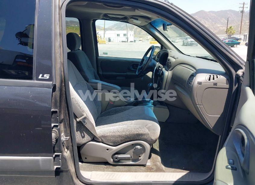 Photo 5 of 2003 Chevrolet Trailblazer LS (VIN 1GNDS13S632370710)