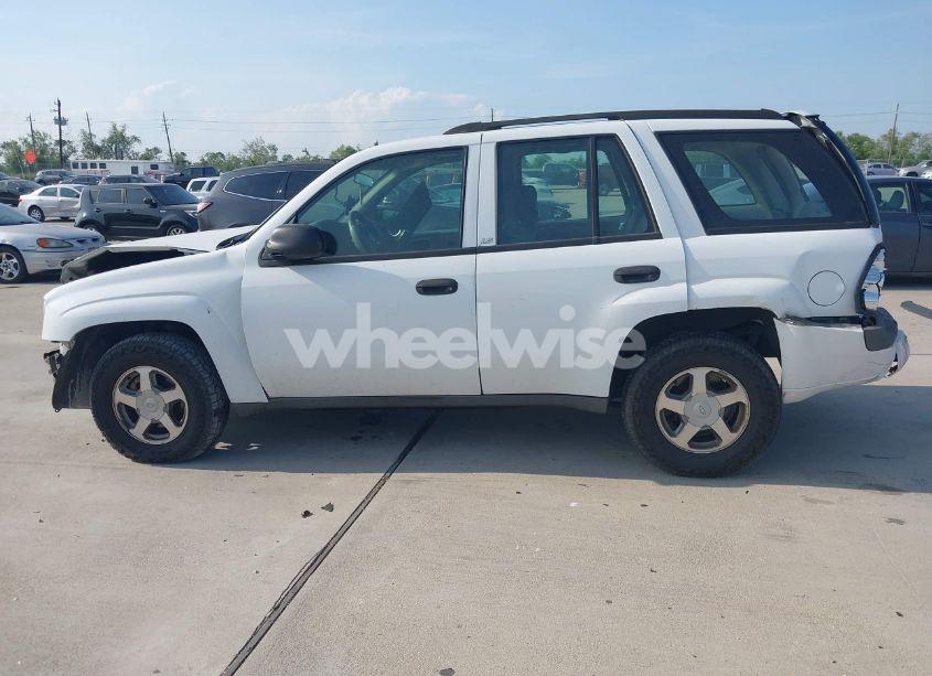 Photo 14 of 2004 Chevrolet Trailblazer LS (VIN 1GNDS13S642377268)
