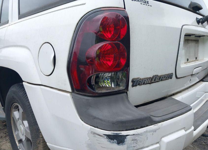 Photo 6 of 2004 Chevrolet Trailblazer LS (VIN 1GNDS13S642418028)