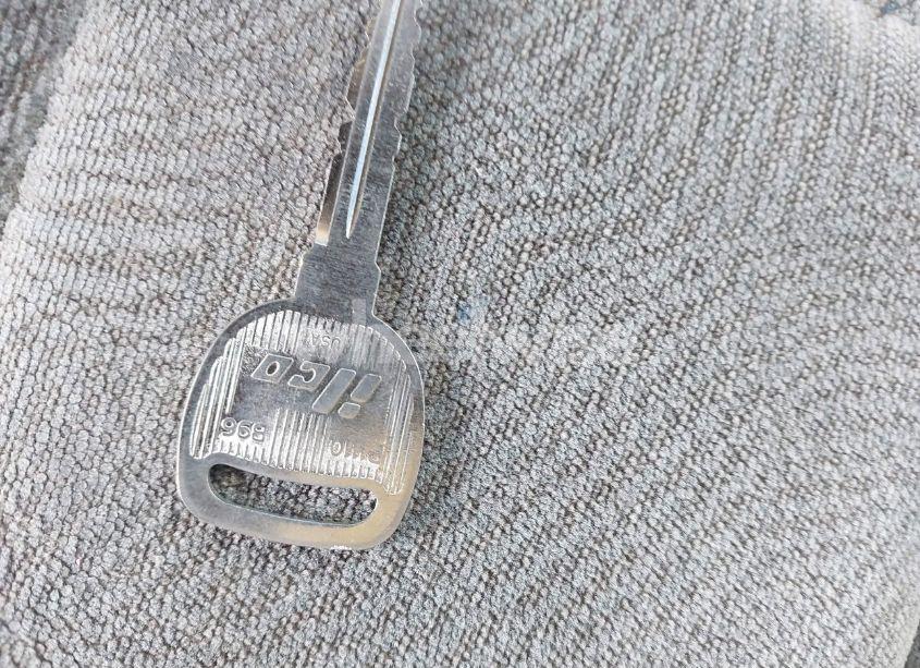 Photo 10 of 2005 Chevrolet Trailblazer LS (VIN 1GNDS13S652369933)