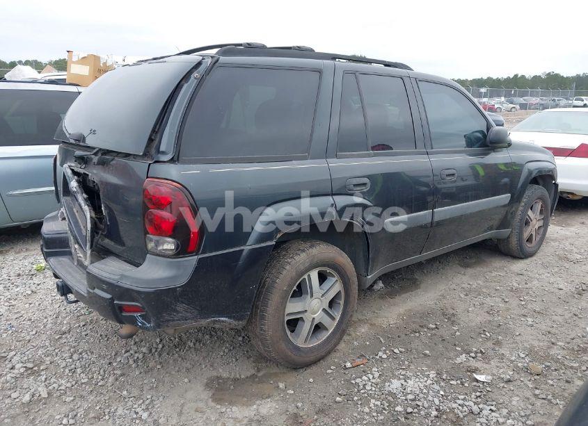 Photo 4 of 2005 Chevrolet Trailblazer LS (VIN 1GNDS13S652369933)