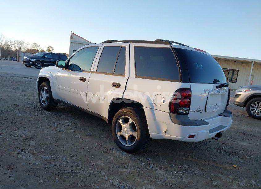 Photo 3 of 2007 Chevrolet Trailblazer LS (VIN 1GNDS13S672127727)