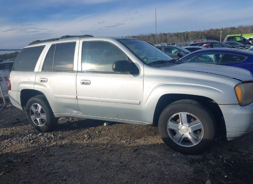Photo 13 of 2007 Chevrolet Trailblazer LT (VIN 1GNDS13S672154233)