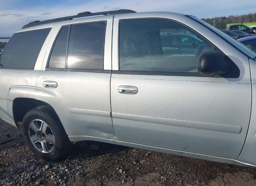 Photo 6 of 2007 Chevrolet Trailblazer LT (VIN 1GNDS13S672154233)