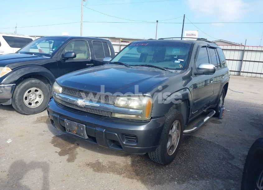 Photo 2 of 2007 Chevrolet Trailblazer LS (VIN 1GNDS13S672174269)