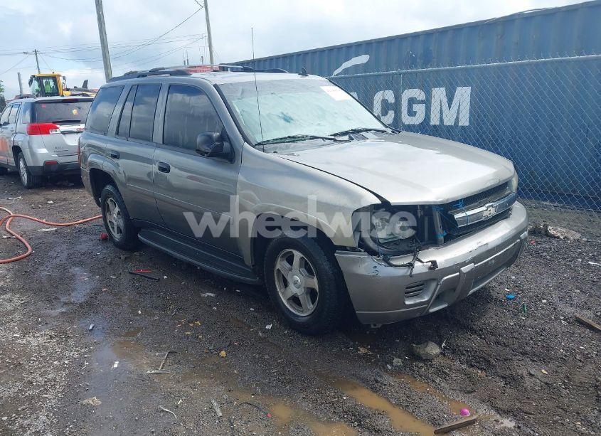 2007 Chevrolet Trailblazer LS (VIN 1GNDS13S672178094) main photo