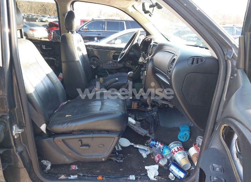 Photo 5 of 2007 Chevrolet Trailblazer LT (VIN 1GNDS13S672229335)