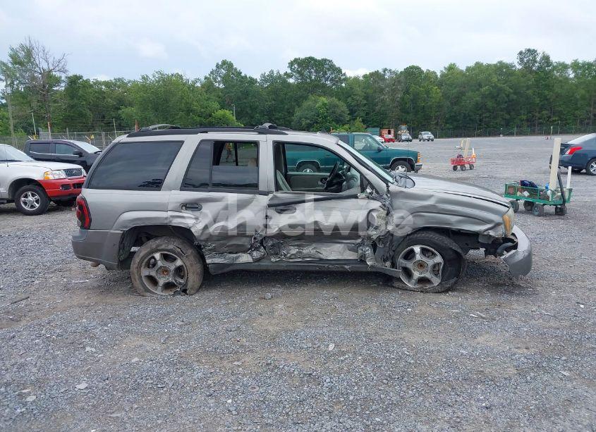 Photo 13 of 2007 Chevrolet Trailblazer LS (VIN 1GNDS13S672293536)