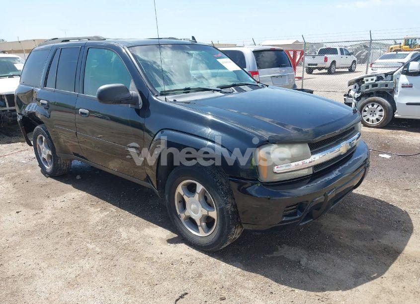 2007 Chevrolet Trailblazer LS (VIN 1GNDS13S672309699) main photo